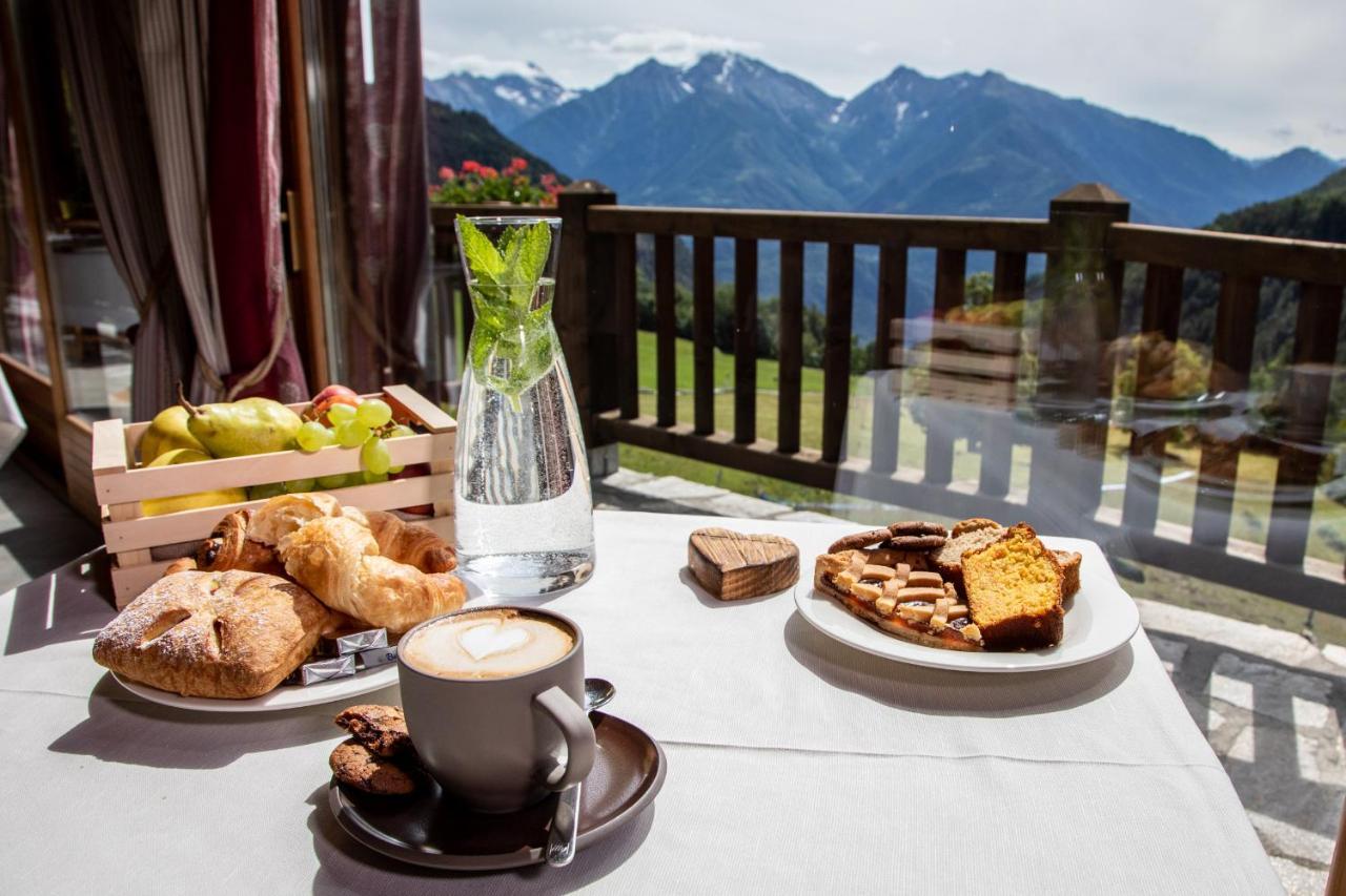 Готель Silou Retreat Champdepraz Екстер'єр фото