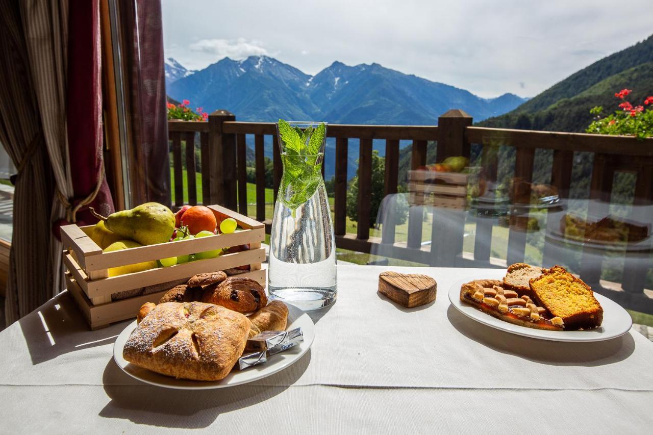 Готель Silou Retreat Champdepraz Екстер'єр фото