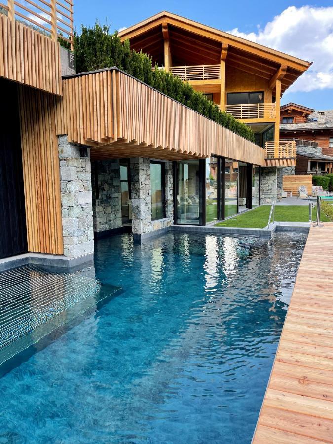 Готель Silou Retreat Champdepraz Екстер'єр фото