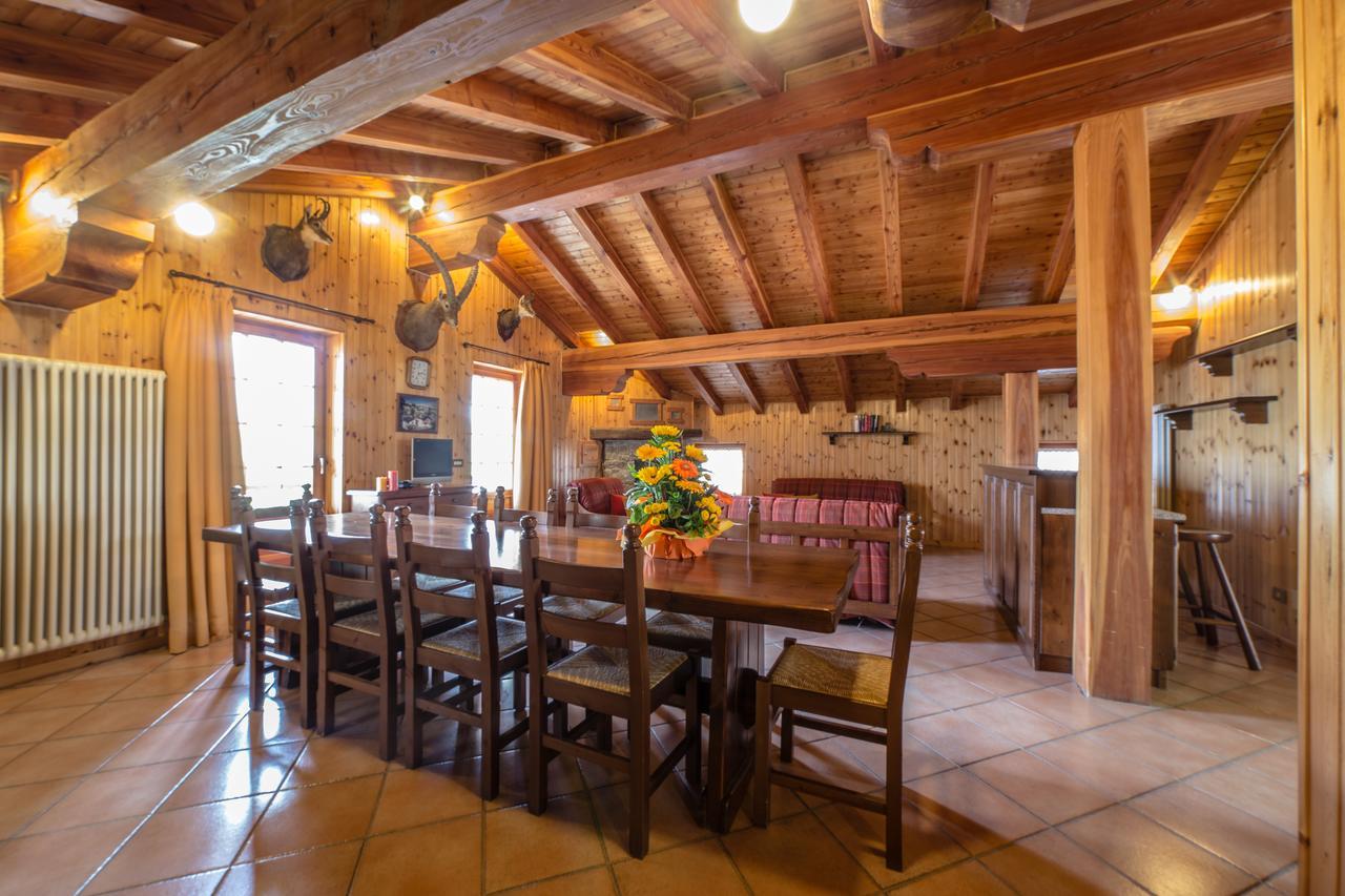 Готель Silou Retreat Champdepraz Екстер'єр фото